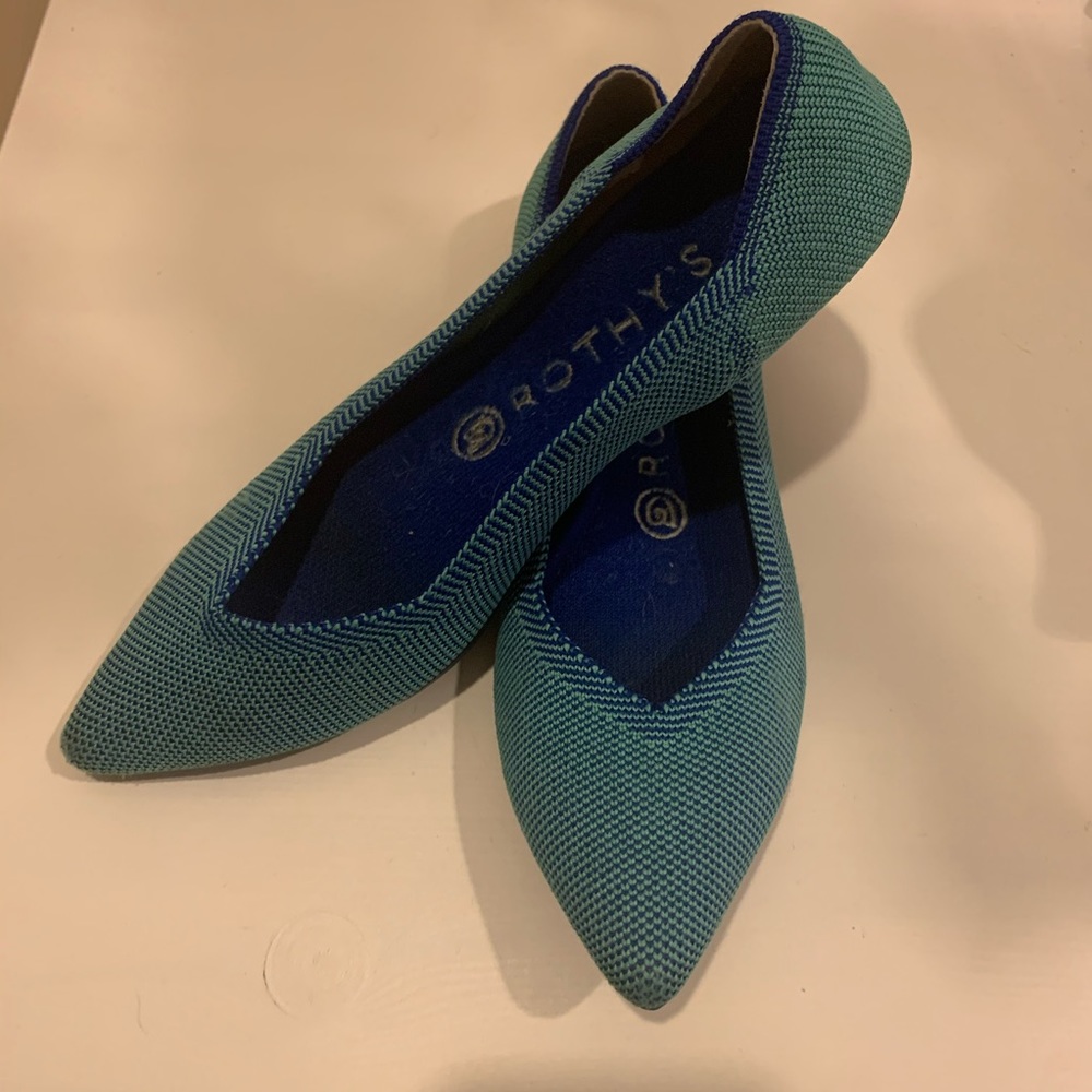 Teal pointy Rothy’s flats